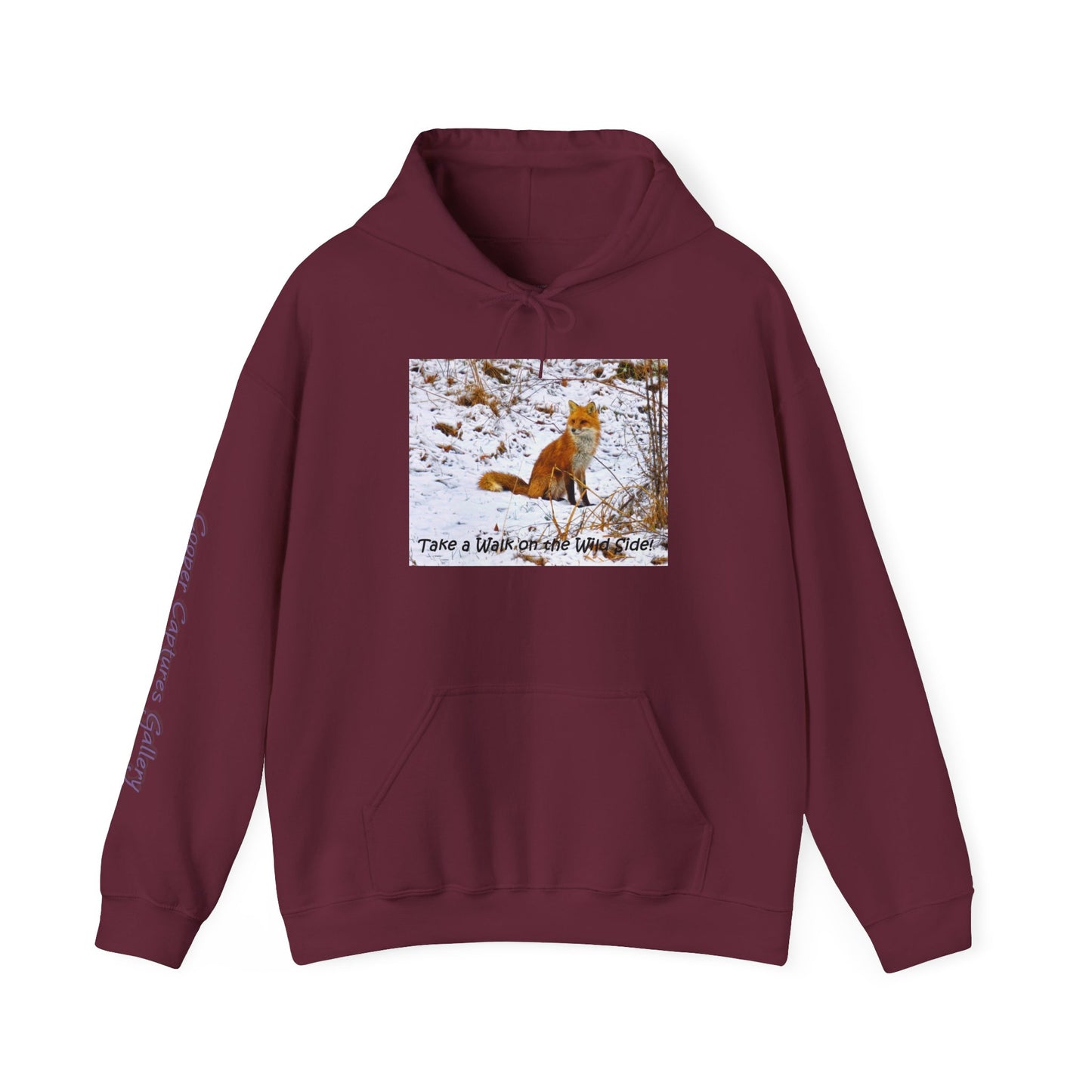 Red Fox in winter time - Heavy Blend™ Hooded Sweatshirt