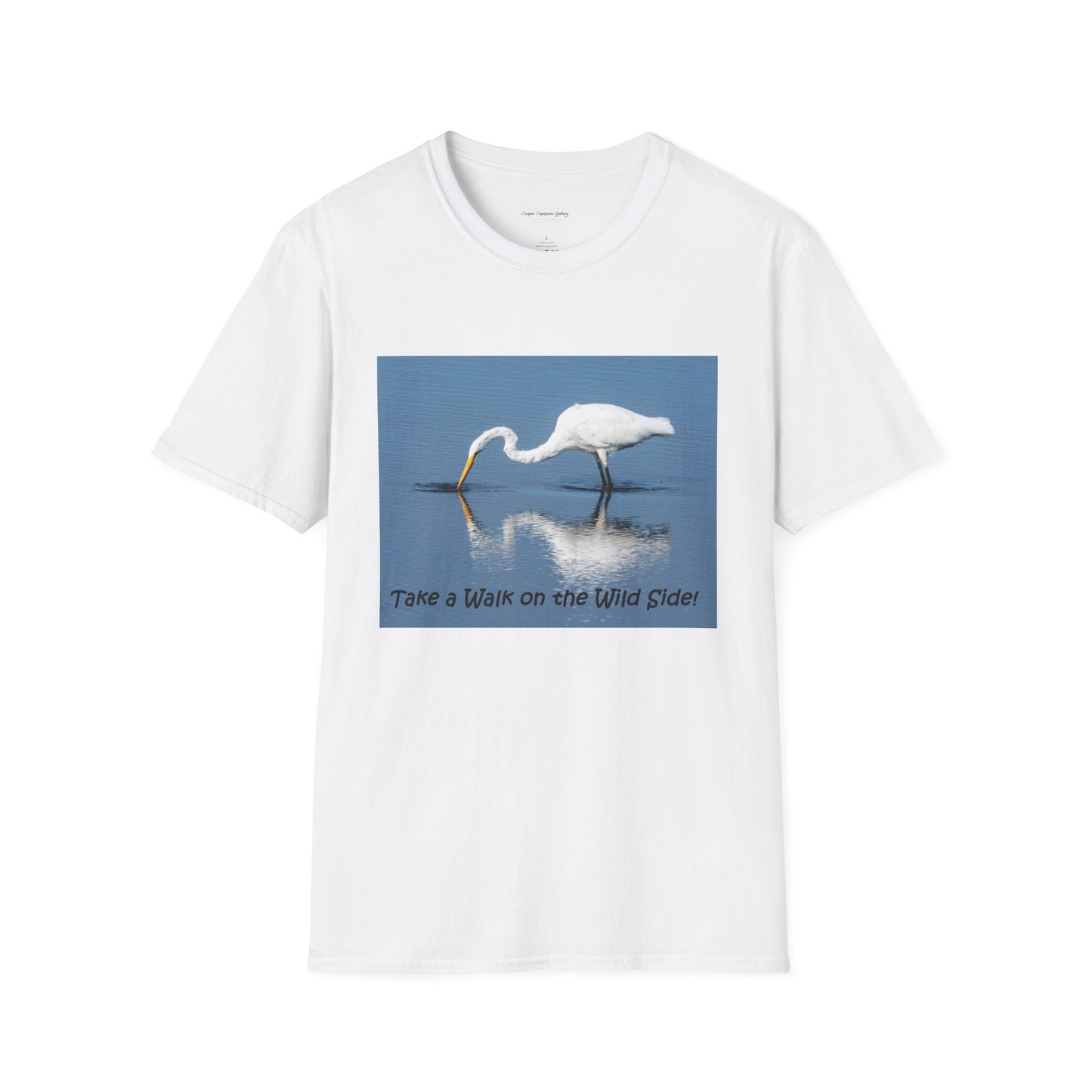 Regal Egret fishing for food - T-shirt