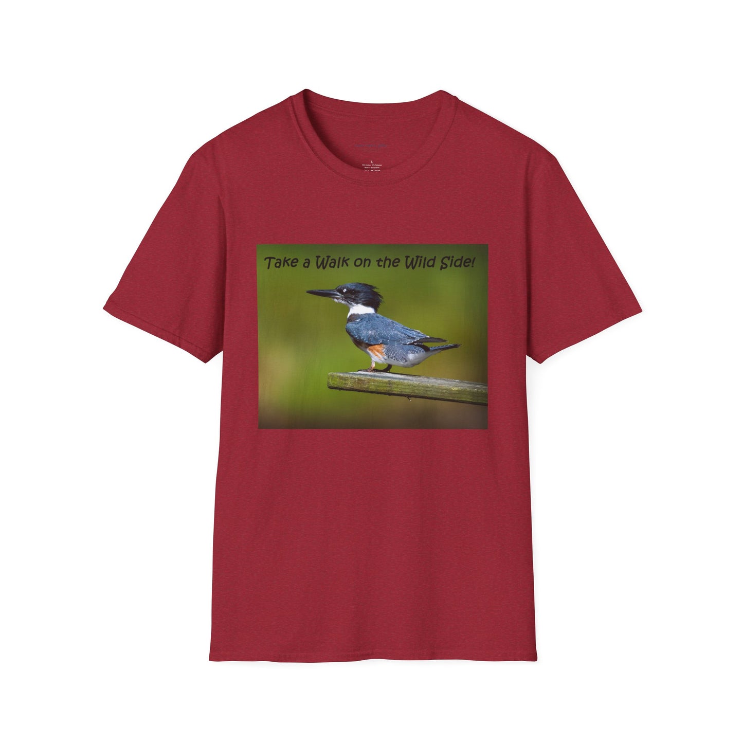 Noble Kingfisher sits watching for prey - T-shirt