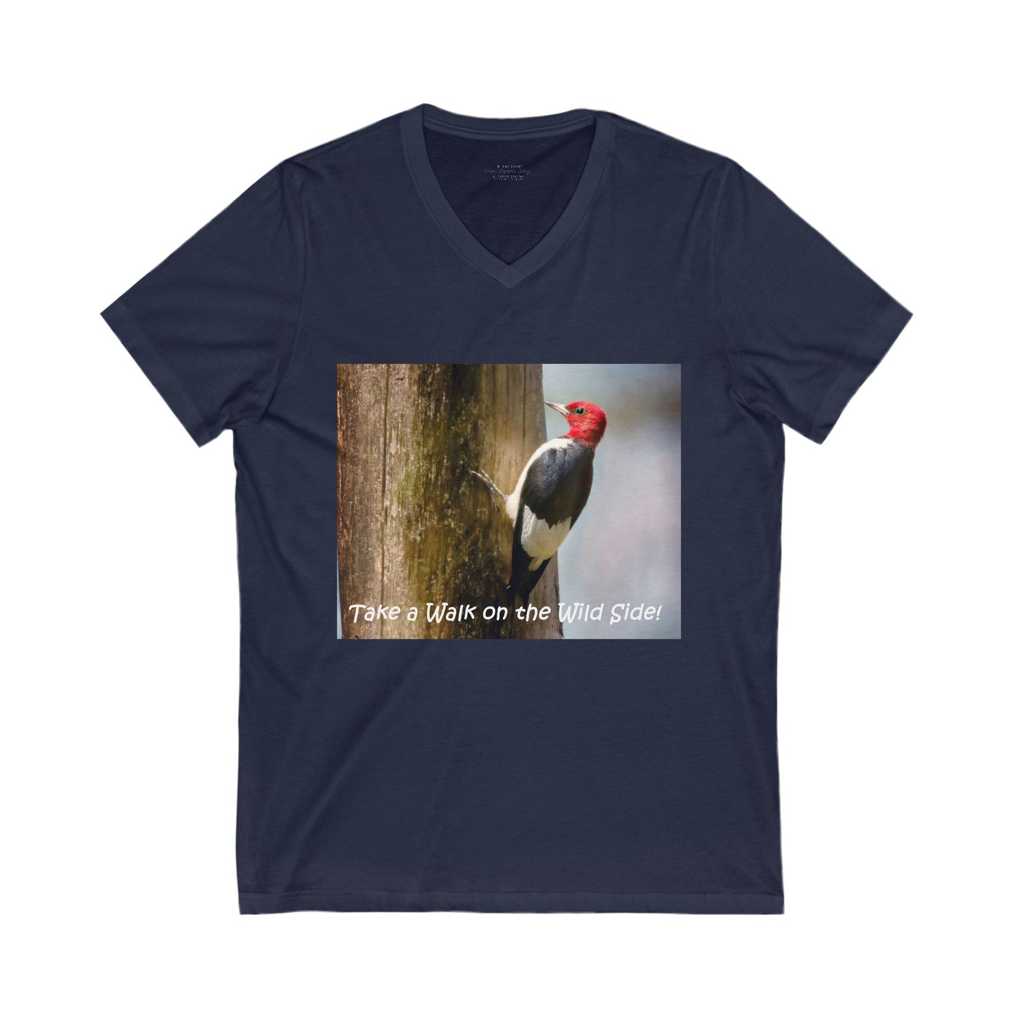 Red-Headed Woodpecker on a tree - V-Neck Tee-Shirt