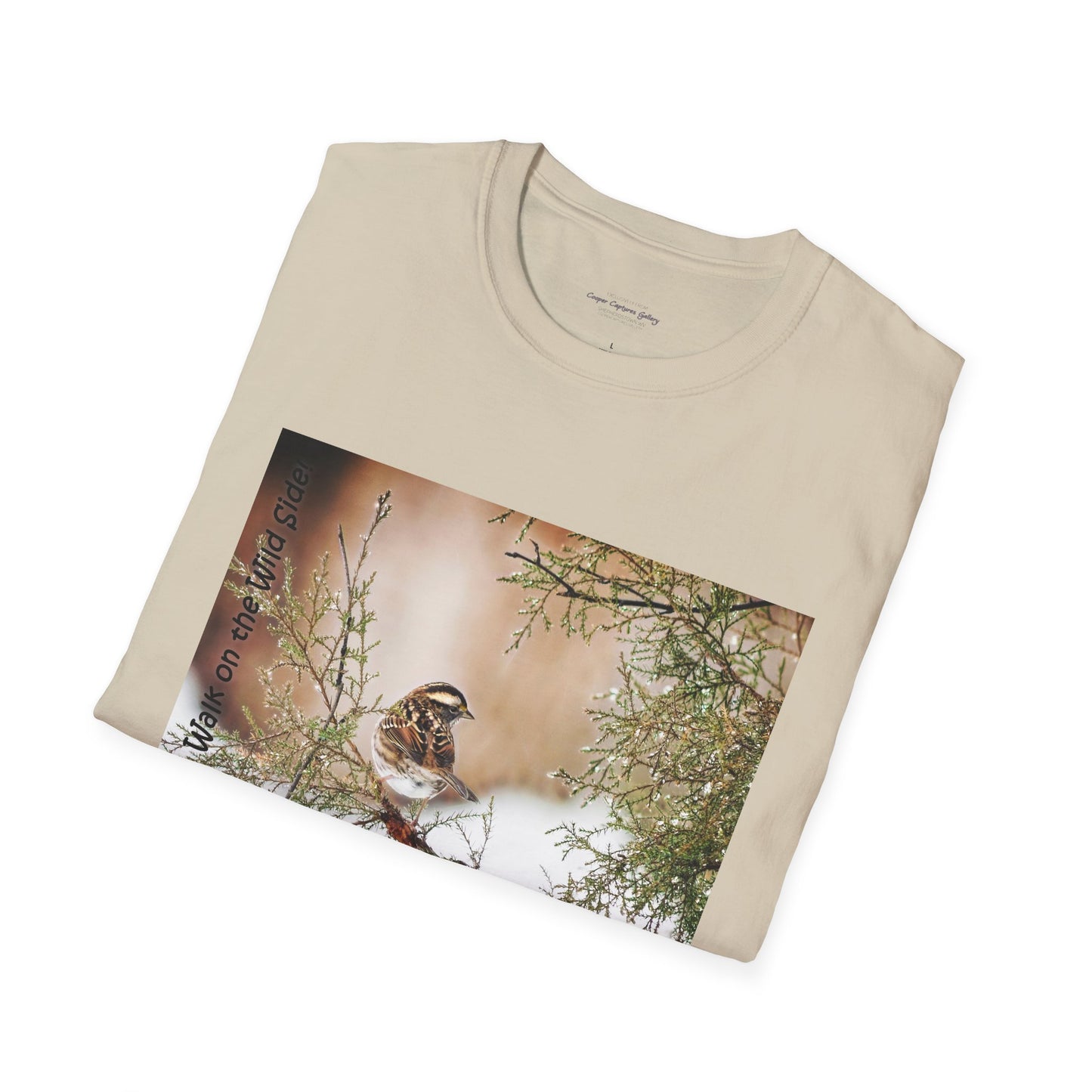 Sparrow sitting in an evergreen surrounded by snow - T-shirt
